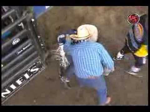 Ednei Caminhas Vs. Booger Butt