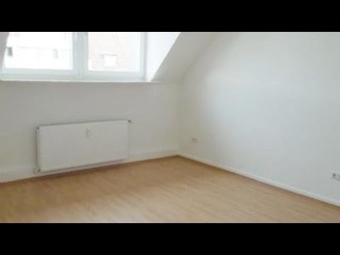 Dachgeschosswohnung im Herzen von Derendorf! 1 Zimmerwohnung mit Wohnküche und Laminat