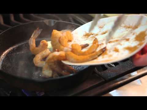 Shrimp and Grits, Louisiana Style