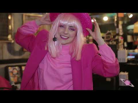 The Jennifer Vanilla Hour: Jennifer Vanilla is Famous!