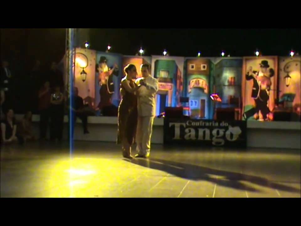 Jonathan Spitel y Betsabet Flores