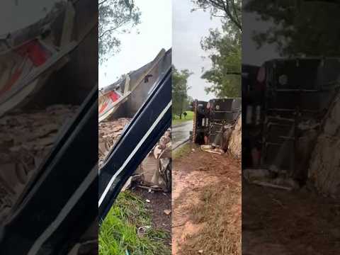 ACIDENTE NA SAÍDA DE NOVO ITACOLOMI PARA BORRAZÓPOLIS - IMAGENS DE PAULO CASSOLI