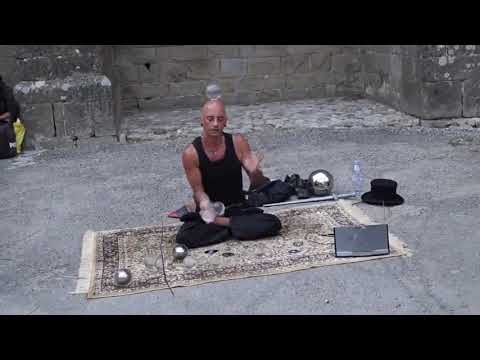 Illusionist Kristian Jyoti man doing Telekinesis for real