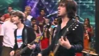 The Libertines - Boys in the Band - Live Brazil TV Altas Horas.mp4