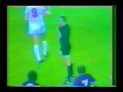 1982 (May 12) Barcelona (Spain) 2-Standard Liege (Belgium) 1 (Cup Winners Cup).avi