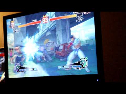 Evo 2k11 Money Match Joey Miggs(Ryu) vs Noobtron(Guile) Part 1