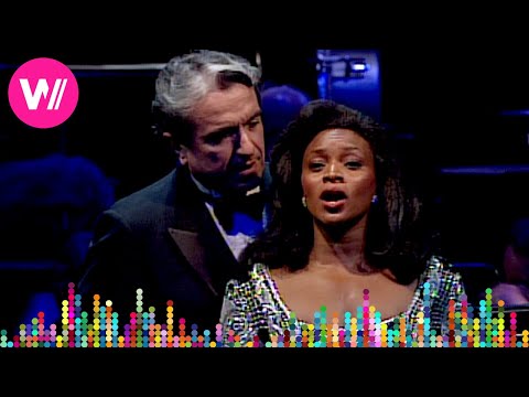 Mozart - "Là ci darem la mano" from Don Giovanni (Ruggero Raimondi, Cynthia Haymon)