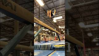 Download lagu Throwback to when I “broke” my gyms beam lol 🤣💀 #fypシ #gym #gymnast #fail #funny #viral mp3