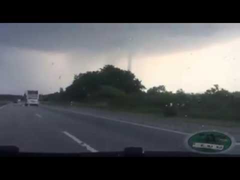 Unwetter Aktuell - Autobahn A7 zwei Tornados Schleswig Holstein 05.06.2016