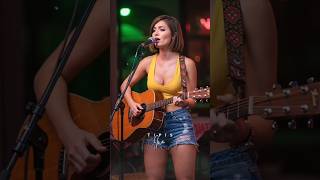 Download lagu Let Her Go - Passenger - Lyrics #englishsongs #LyricsVideo #shorts #iwatipis mp3