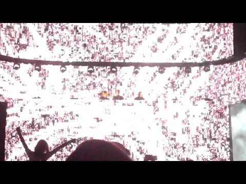 Swedish House Mafia-Coachella 2012-"Here We Go" Hard Rock Sofa Swanky Tunes