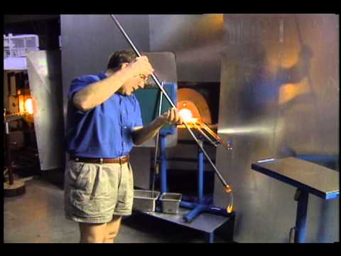 Glassmaking technique: free-blown glass (video) | Khan Academy