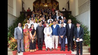 30.07.2021: Ex Thane CP Vivek Phansalkar, Addl. Collector Vaidehi Ranade receive Thane Citizen’s Pride Awards;?>