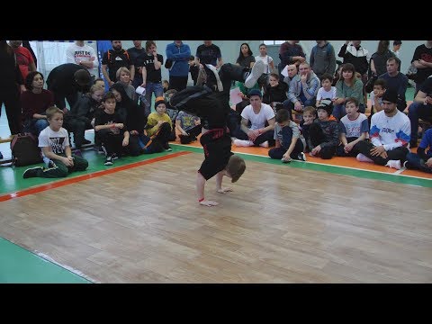 bgirl PoTaya vs bboy Maks ON top8 - брейкданс чемпионат г.Королев