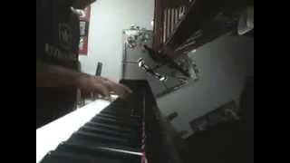 Ruth Sahanaya &amp; Harvey Malaiholo - September Pagi