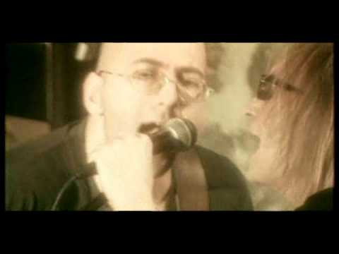 Bulutsuzluk Özlemi - Yine Düştük Yollara