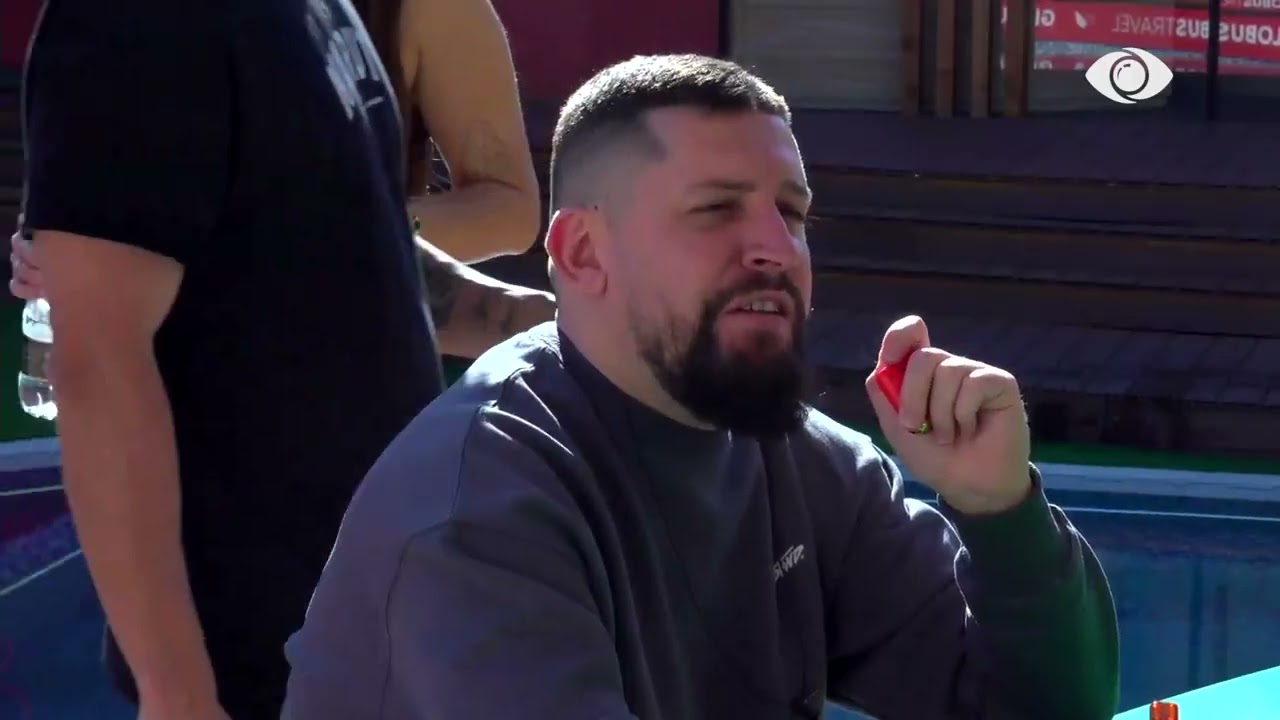 “Çfarë problemesh ke pasur ti në jetë?”/ Indriti debaton me Gjestin: Sa vite jetë ke ti, unë...