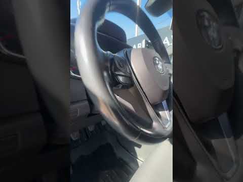 фото toyota corolla xii (e210) 0