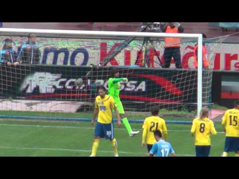 Napoli-Pescara 5-1 02-12-2012 Mattia Perin VS Cavani  Life Live in HD