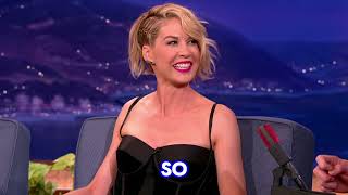 Jenna Elfman, 53, Stuns in Bold Bikini Look 🔥 Fans Are Loving This!