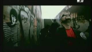 Massiv - Weil wir der Wahrheit nicht ins Auge Sehen