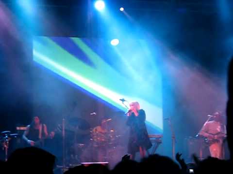 Kleerup ft. Lykke Li - Until We Bleed (Peace & Love '09)