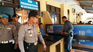 Download lagu Sidak Ke : 2 Kapolda Sulsel Irjen Pol Umar Septono ke Markas Polres Maros mp3