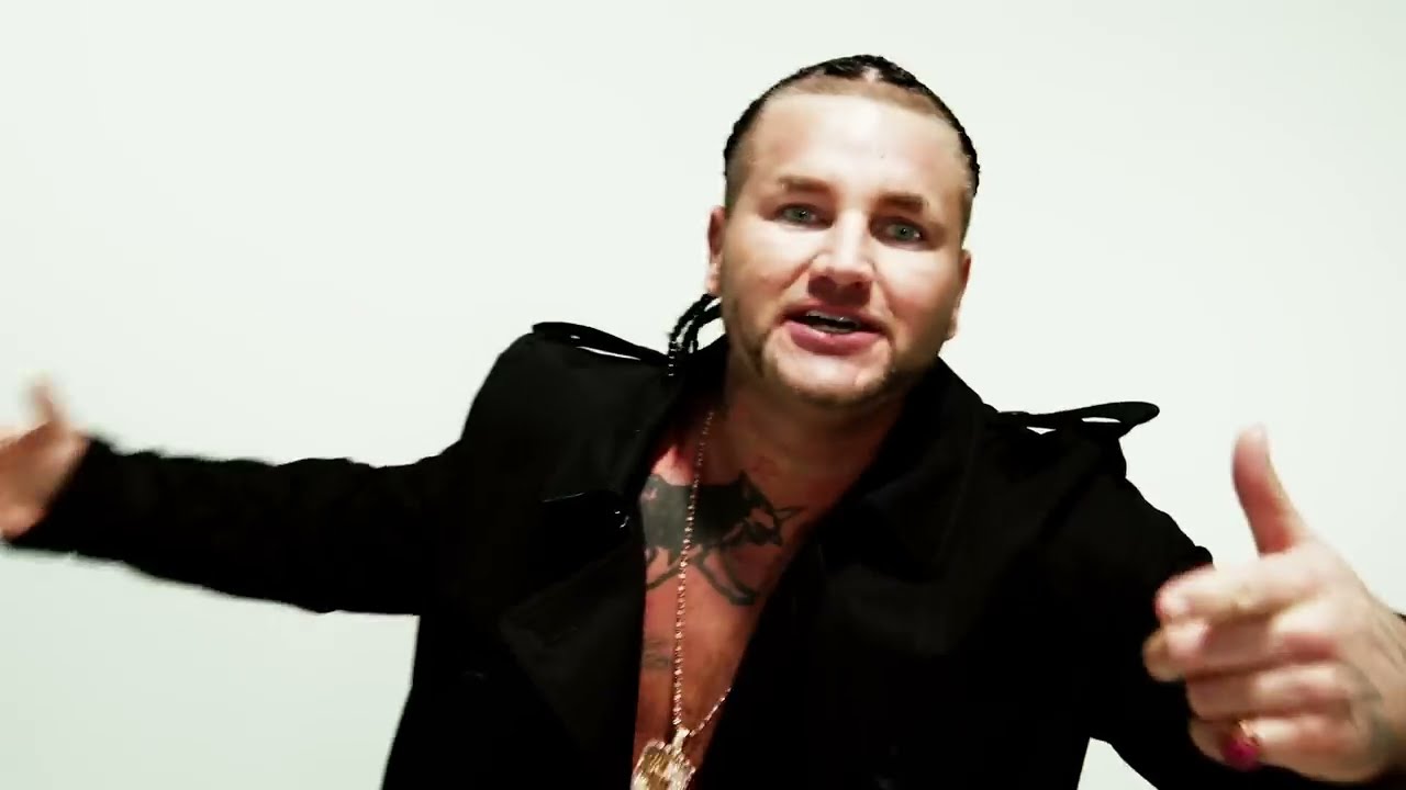 Riff Raff – ”Brick Off The Balcony”