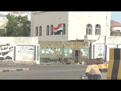 التحالف بقيادة السعودية يتدخل في عدن والمجلس الإنتقالي يعلن إلتزامه بوقف إطلاق النار…