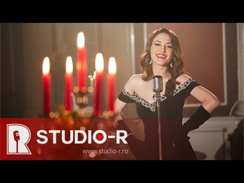 Muzica lor este una rar &icirc;nt&acirc;lnită! 8000 de euro pentru cel mai nou videoclip "Floare Rară", semnat Carmen Chindriș și Taraful Rutenilor