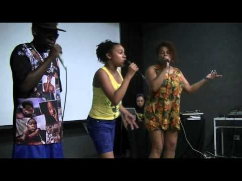 GGF A FAMÍLIA na Liga Feminina de MCs 2015 - SP