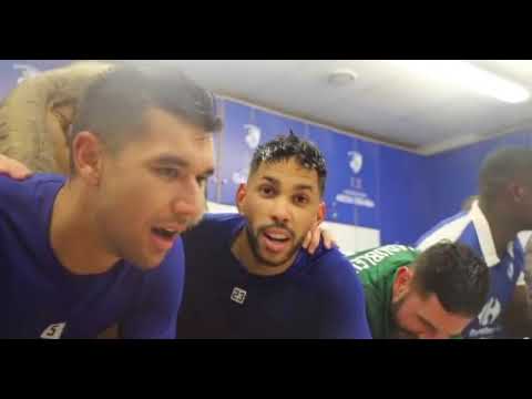 GRENOBLE VS DUNKERQUE ( CÉLÉBRATION DE LA VICTOIRE DANS LES VESTIAIRES)