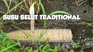 Download lagu CARA MENANGKAP BELUT DENGAN BUBU BELUT TRADISIONAL DARI ANYAMAN BAMBU DI PINGGIR SAWAH. mp3