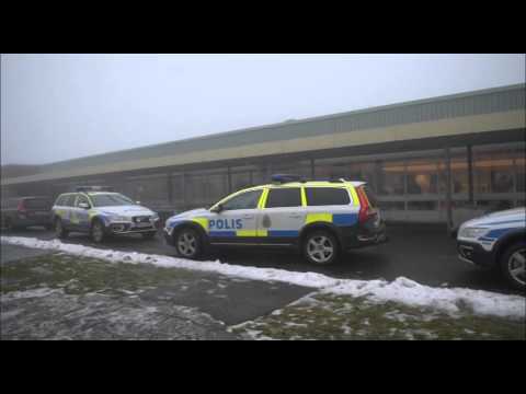 Pojke skadad efter knivbråk på skola