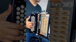 Y Todo Para Qué- Intocable