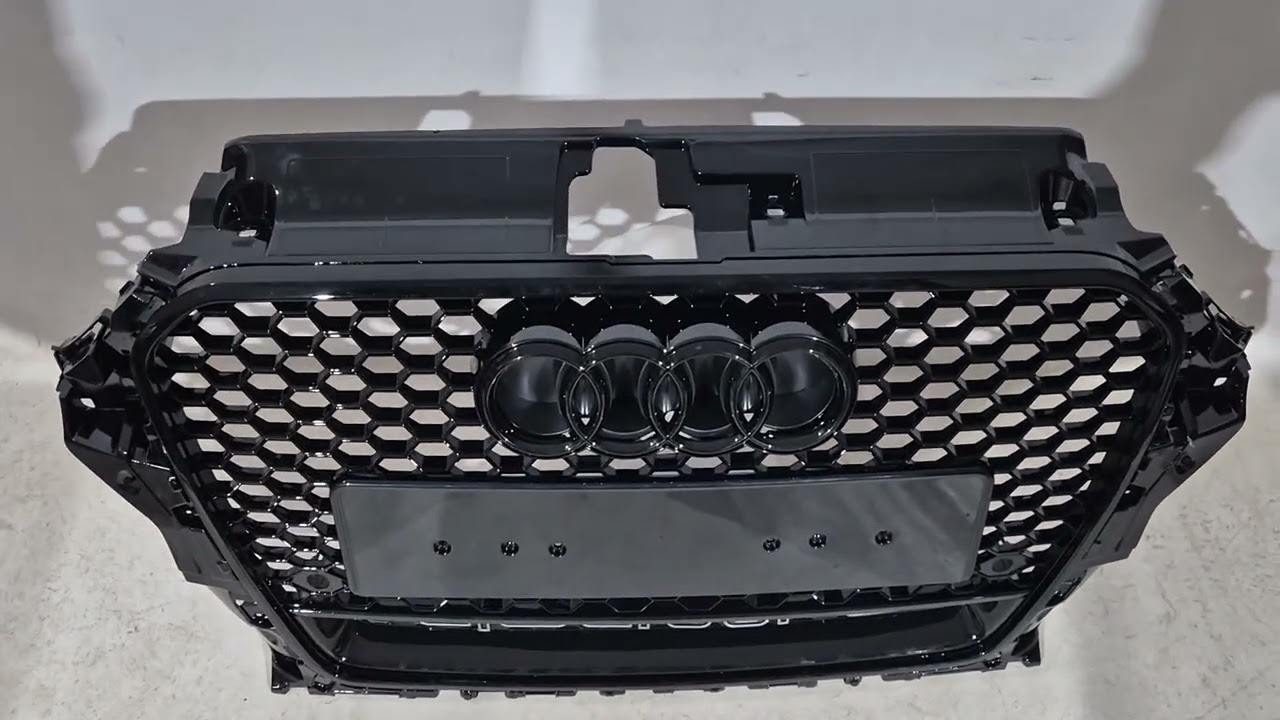 Audi A3 2012–2020 RS-stijl grille met Quattro-logo (2012-2016, zwart) Video 1