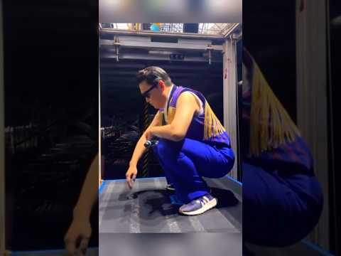 PSY: The Coolest Stage Entrance Ever 🔥❤️ #shorts
