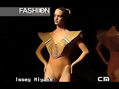 ISSEY MIYAKE Vintage Beachwear 1984 Paris - Fashion Channel