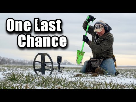 Altes Geld wurde weit draußen auf diesem Feld begraben