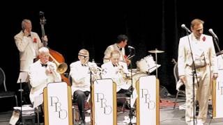 Ol&#39; Man River - Pasadena Roof Orchestra