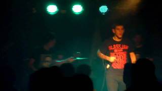 SHAI HULUD - Solely Concentrating On The Negative Aspects Of Life (live)