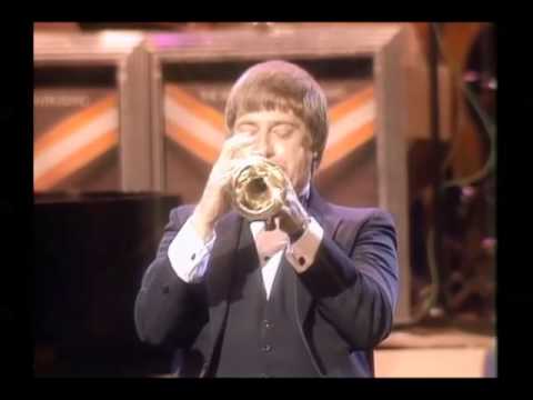 Woody Herman, Clark Terry, Pete Barbutti, Joe Williams,The Dukes of Dixieland - Live in Houston 1985