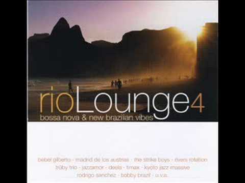 club des belugas feat. ian mackenzie: wearing out my shoes