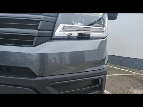 Volkswagen Crafter Cr35 Panel van Highline MWB 17 - Image 2