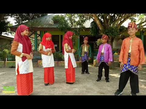 SMPN 1 PINGGIR JUARA 1 BERBALAS PANTUN SMP KABUPATEN BENGKALIS 2021