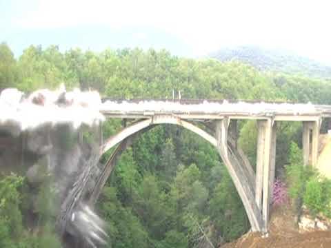#32 - NITREX - MOLINO bridge controlled  demolition