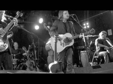 Tom McRae Band The Boy with the Bubble Gun