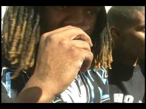 D-LO ROBS RICK ROSS FOR HIS CHAIN!!!