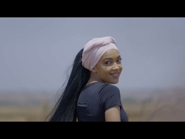 Video zu 'Ngifuna Wena' ansehen