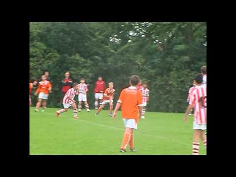 Oranje Wit D3   SVW D1  uitslag 4   0     13 09 2014